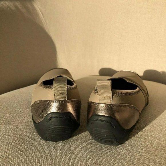 NEW ROSHOMMERSON 7.5SS Carol Pewter Stretch SlipOn - Picture 6 of 8